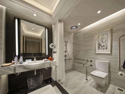 Hilton Shenzhen Shekou Nanhai - 10