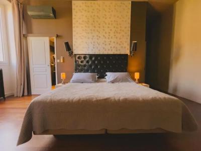 Royal Hôtel - 65