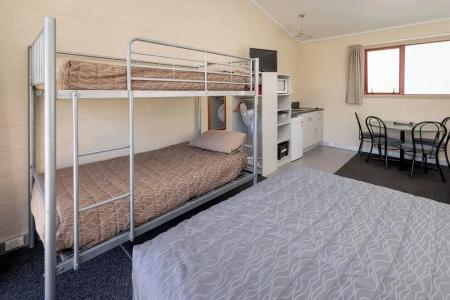 Nelson City Top 10 Holiday Park - 41