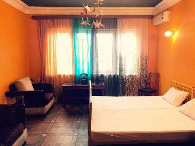 Zebra Hostel and Tours - 14