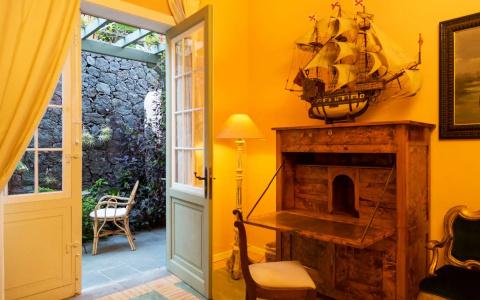 Hacienda de Abajo-Adults Only - 14