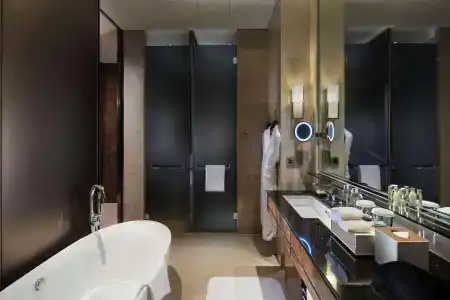 Hilton Guangzhou Tianhe - 12