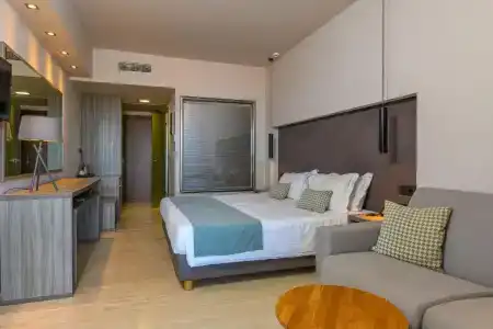Alexandra Beach Resort & Spa - 68