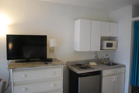 Green Island Inn - 47