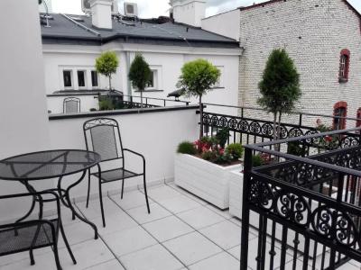 ApartFortune Old Town - 22
