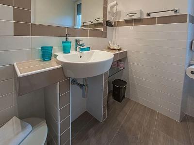 Albis Rooms Guest House - 84