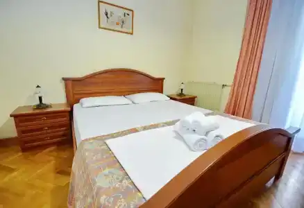 Villa Velzon Guesthouse - 59