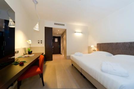 Rmh Modena Des Arts - 41