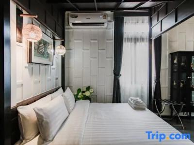 De Phanakron Boutique - 96