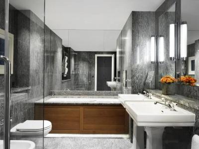 Charlotte Street, Firmdales - 43