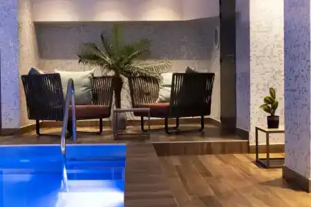 Les Matins de Paris & Spa - 123