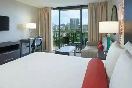 Aqua Palms Waikiki - 26
