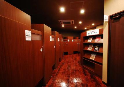 Capsule Anshin Oyado Akihabara - 11