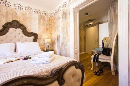 Plaza Marchi Old Town - Mag Quaint & Elegant Boutiques - 5