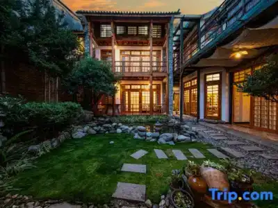 Zen Garden Inn - 2