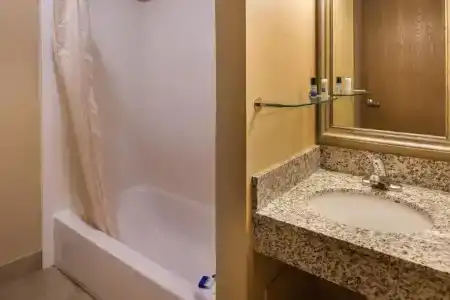Best Western Ambassador Inn & Suites - 150