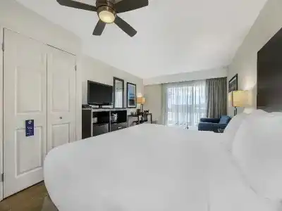 Best Western Pier Point Inn - 58