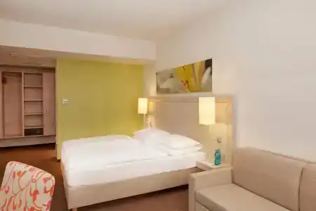 H+ München - 16