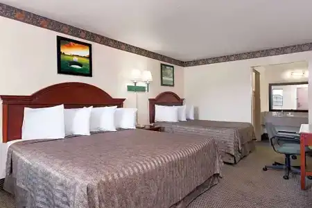 Heritage Inn - 24