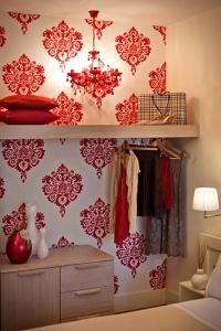Le Rose Suite - 97