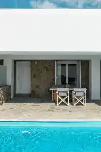 Amperian Mykonos Suites & Villas - 45