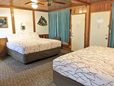 Park and Cabins - 85