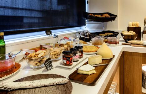 Catalonia Giralda - 12