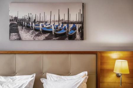 CITYHOTEL - 34
