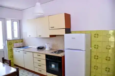 Lefka & - 17