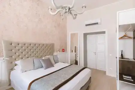Rhea Silvia Luxury Navona - 43