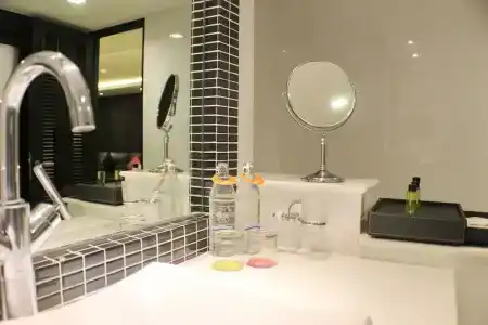 Nova Suites Pattaya - 53