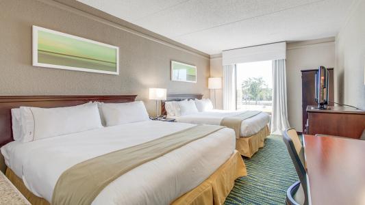Holiday Inn Express & Suites Midlothian Turnpike, an IHG - 4