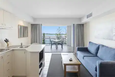 Ramada by Wyndham Golden Beach - 25