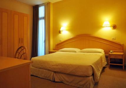 Grand Astoria - 54