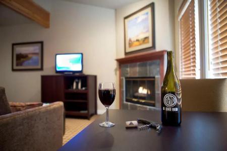 Pine Ridge Inn - 80