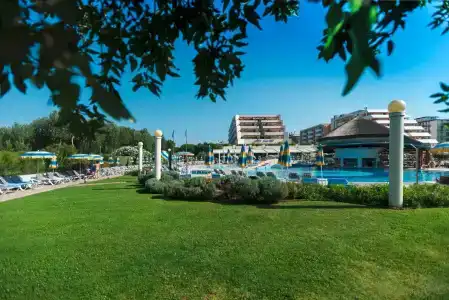 Savoy Beach & Thermal Spa - 25