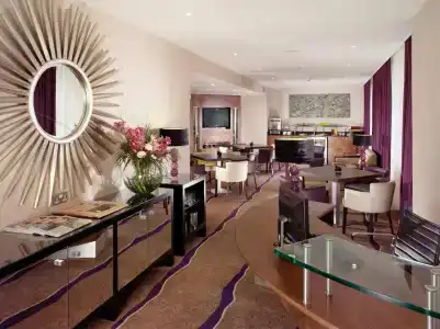 Crowne Plaza London Ealing, An Ihg - 2