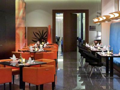 Novotel Suites Dubai Mall of the Emirates - 7