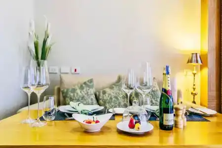 Meesuk Residences - 10
