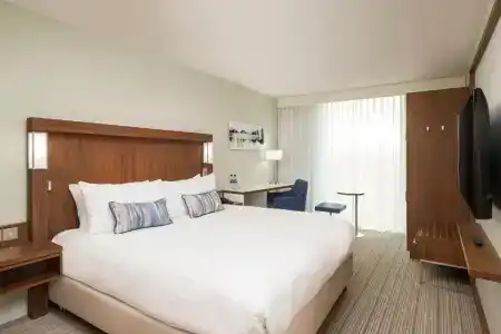 Courtyard by Marriott Inverness Airport - 37