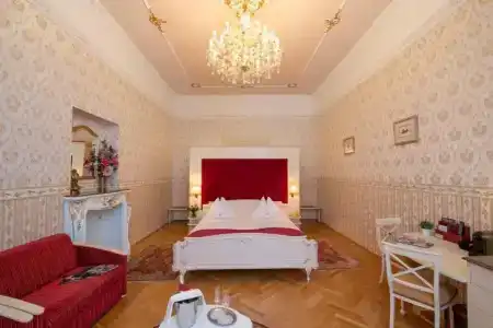 Pertschy Palais - 16