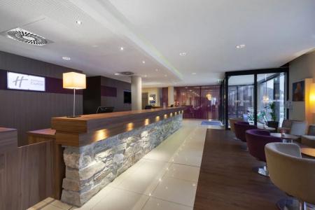 Holiday Inn Express Dresden City Centre - 1