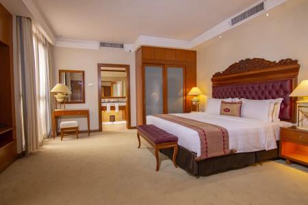 Royale Chulan - 48