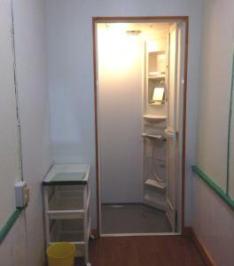 Dormitory Sandanya Guesthouse - 9