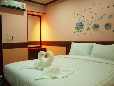 Airport Phuket Garden Resort - 5