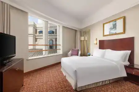 Radisson Blu Shanghai New World - 40