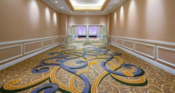 Hilton Indianapolis & Suites - 15