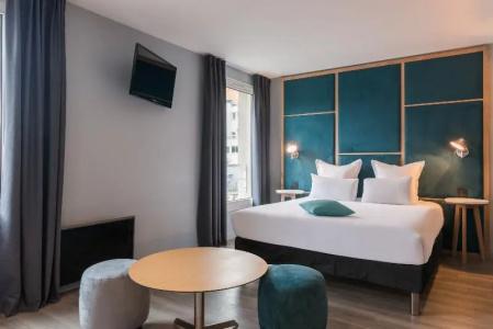 Quality & Suites Bercy Bibliothèque by HappyCulture - 43