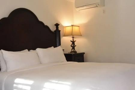Franciscan Inn & Suites - 19
