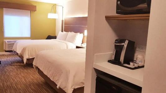 Holiday Inn Express and Suites, an IHG - 98